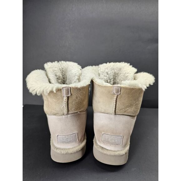 Winter UGG Women 7 - Picture 9 of 11